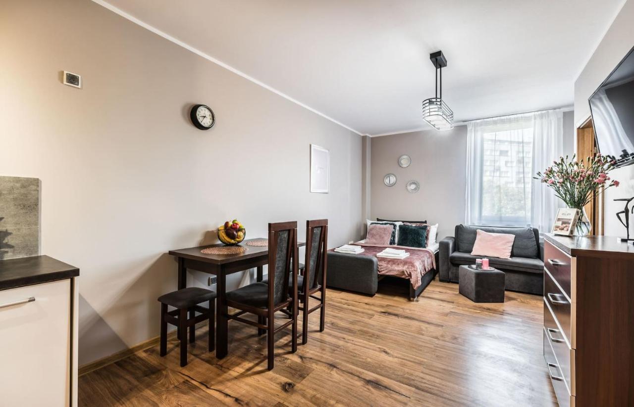 Rent Like Home - Gwiazdzista 10 Wroclaw Ngoại thất bức ảnh
