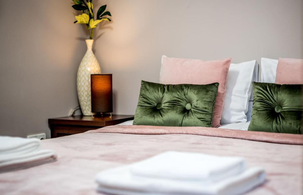 Rent Like Home - Gwiazdzista 10 Wroclaw Ngoại thất bức ảnh